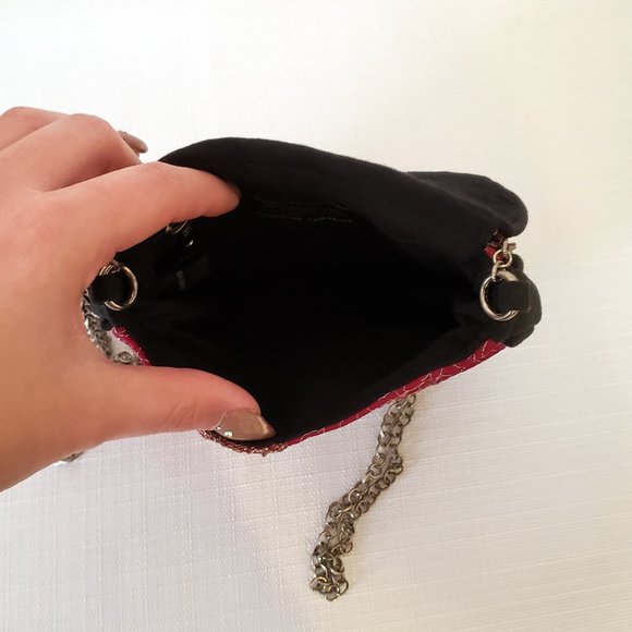 World Finds Handmade Fair Trade Small Crossbody Sequin Purse with Chain Strap - Picture 5 of 5